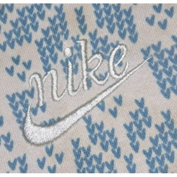 Nike Men’s XL Blue Fair Isle Snowflake Sweatshirt Holiday Christmas Sweater - Picture 2 of 7